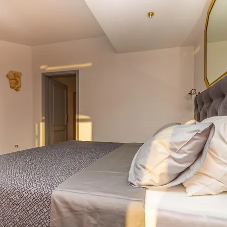 Rubin Kitchen&wine 3* 크리크베니카