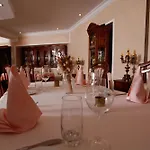 Rubin Kitchen&wine Couette-café